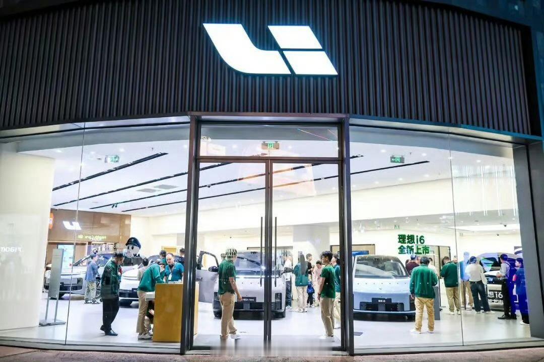 估计新能源车不会再卷价格了，价格战收尾信号来了。新款L6属于典型加量加价：续航干