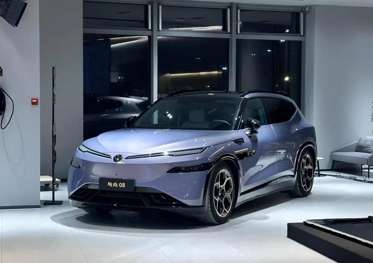 内容：看到小米YU7、问界M7、理想i6的持续热销，大众也不甘落后，于是“金标大