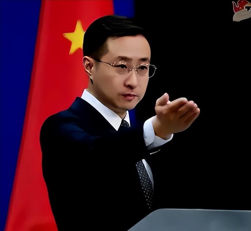 美专家放出狂言，如果中国动用武力统一台海，西方国家可能会冻结中国在海外的3.2万