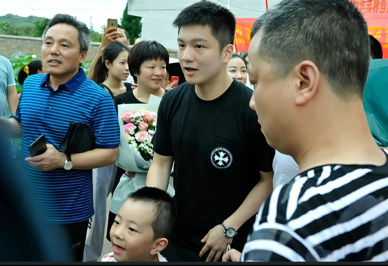 再看见2018年的这一帧，恍如昨日重现。 