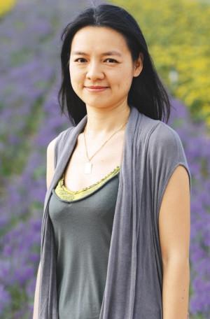 1999年，“国际棋后”诸宸放弃中国国籍，远嫁卡塔尔王室，父母坚决反对，不想让女