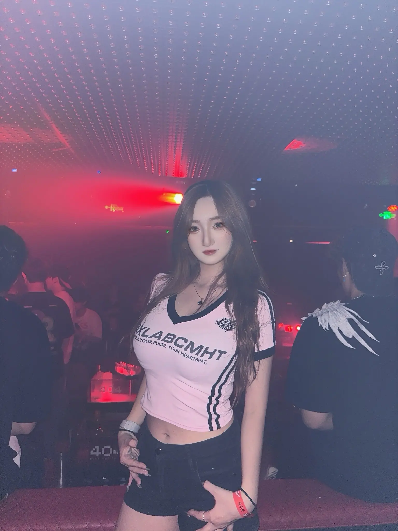 我沉默成本越大 我越会心安理得地离开 我喜欢我仁至义尽厚的无情无义
