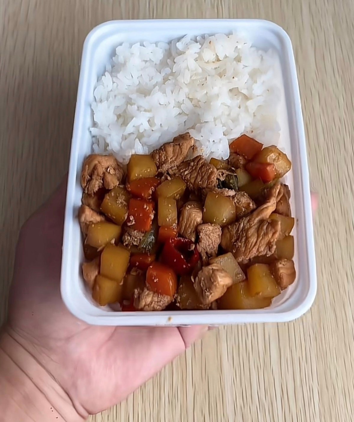 老人给装的饭，我看着给我吓一大跳[允悲][允悲] ​​​
