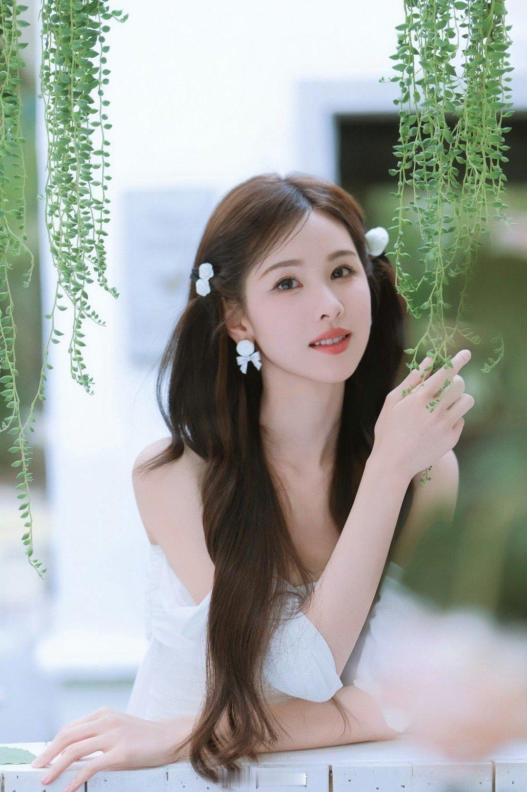 陈都灵[爱你][爱你][抱一抱][抱一抱][舔屏][舔屏][色][舔屏][色]秀