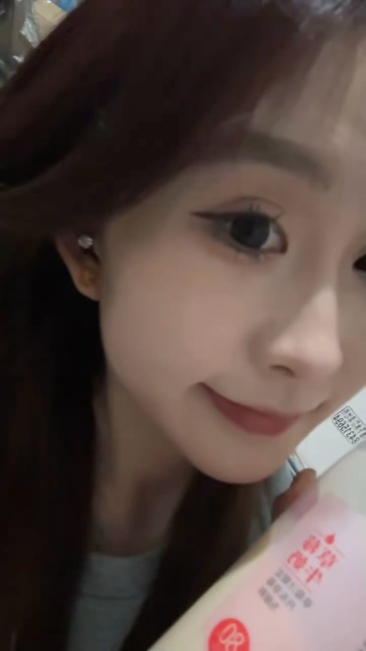 祝我们都无限拥有，感知细碎幸福的能力 ​​​