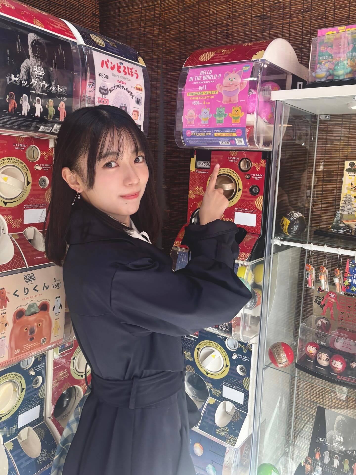 平尾帆夏⛵️「⁡ガチャガチャを見つけるとつい入ってしまう。子供の頃の反動かな、分