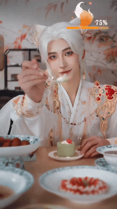 美团外卖宇你食刻相伴 刘宇的白狐公子造型太会了！狐耳飘起来的瞬间，古风那股子劲儿