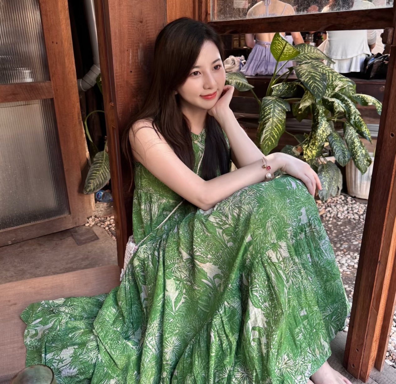 正经又好看的小伙伴们早鸭  