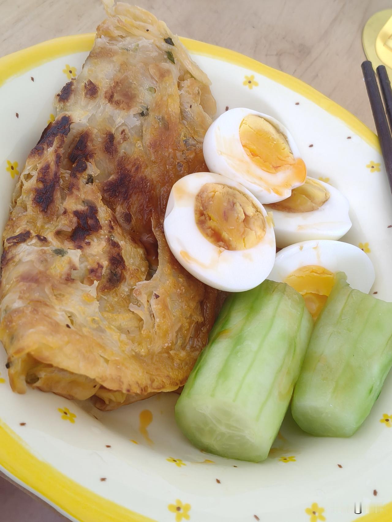 分享我这周有趣的事：当然是干饭啦～嘎嘎吃猛猛吃[呲牙][呲牙][呲牙]