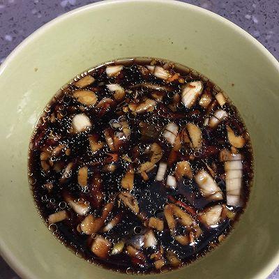 酱鸡汁配方：

配料：
- 味淋：5400克
- 清酒：1800克
- 浓口酱油