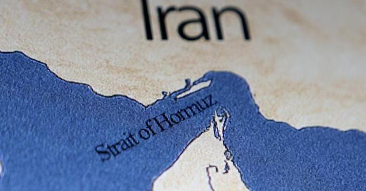 重大变化！伊朗革命卫队最新通告：霍尔木兹海峡，仅对美国、以色列、欧洲等西方国家的