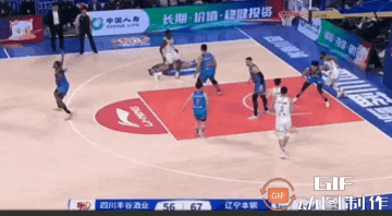 广东男篮已经裁掉了令球迷忍无可忍的阿姆斯，但辽宁男篮还在持续忍受大外援图雷带来的