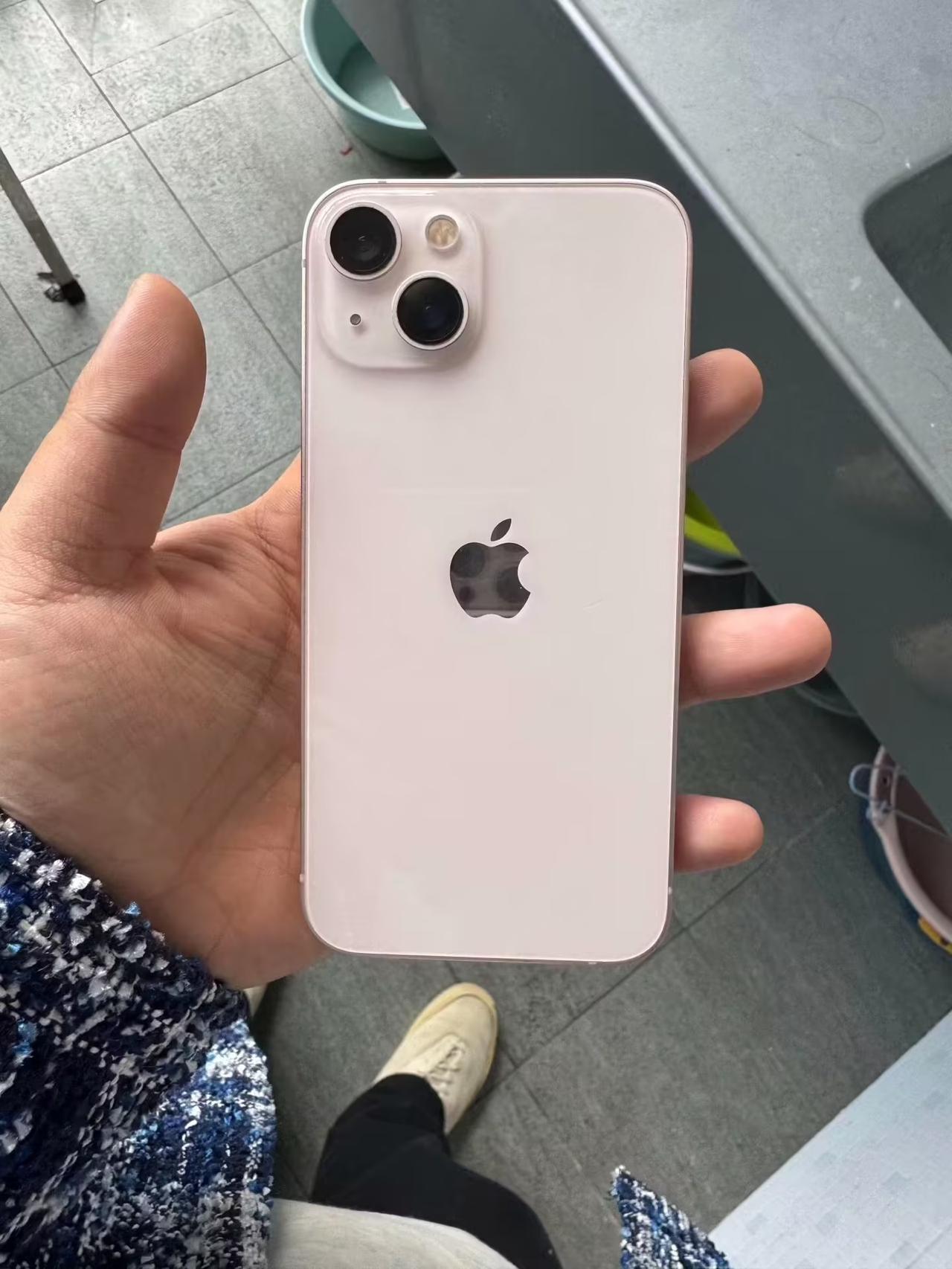 临近苹果秋季发布会，越来越感觉手里的iPhone 13变卡了！！

据说今年iP