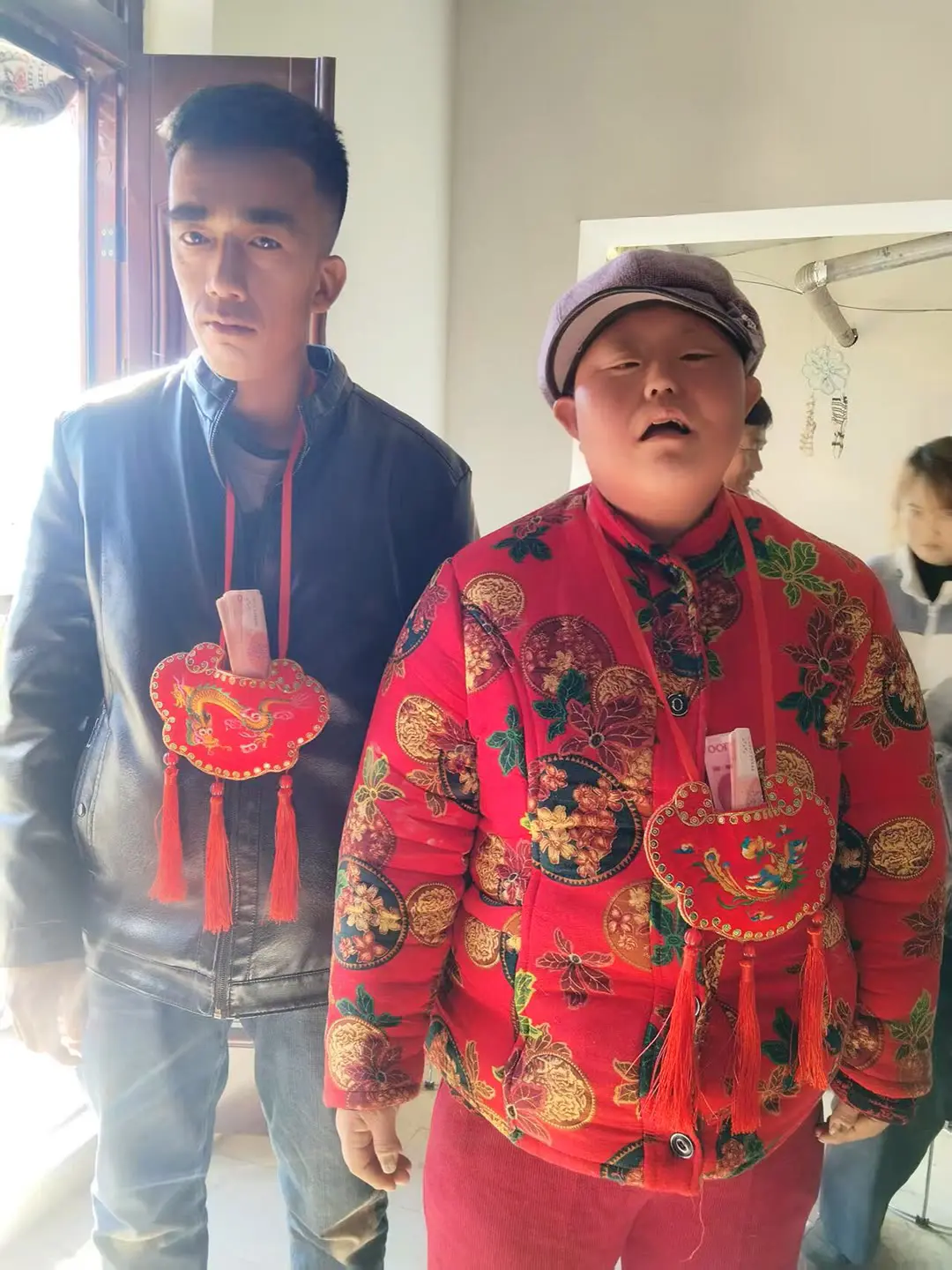 新娘51岁，彩礼六万，新郎32岁，祝新郎新娘新婚快乐