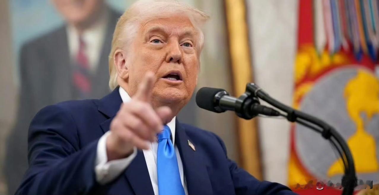 【特朗普称明年再公布美联储新主席人选 】特朗普 当地时间周二（12月2日），美国