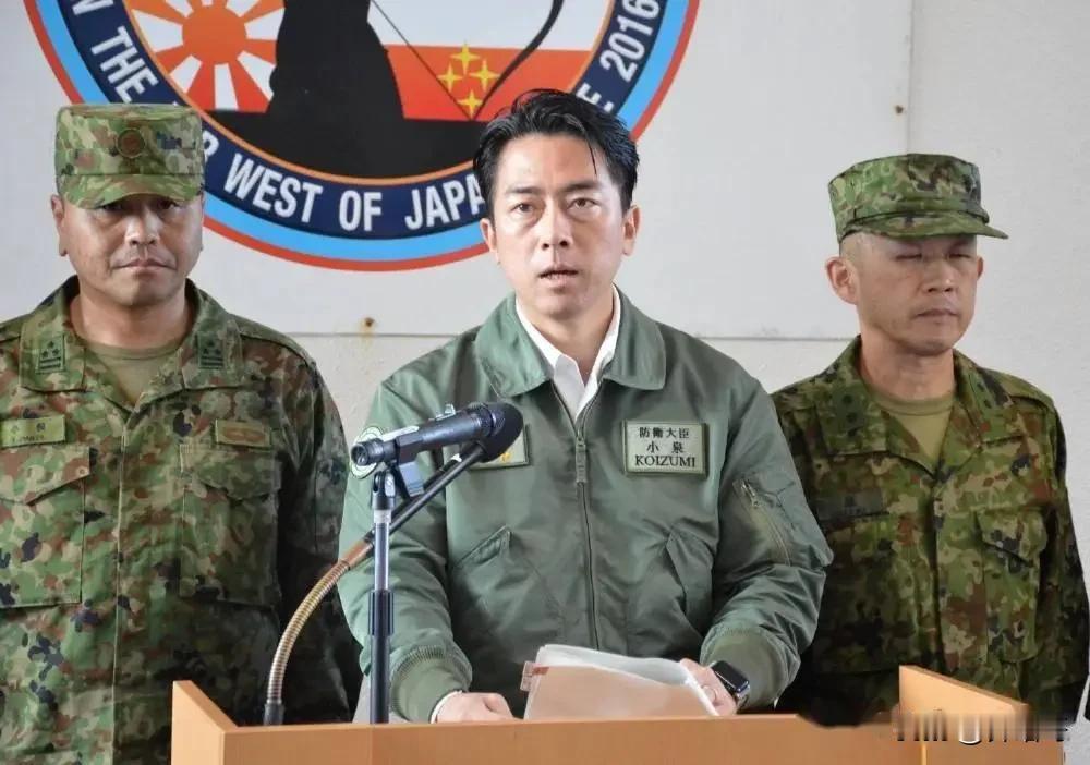 日本自卫队现在等于明牌在走两条路，第一加大对美国战斧与国内自研进攻性巡航导弹导弹