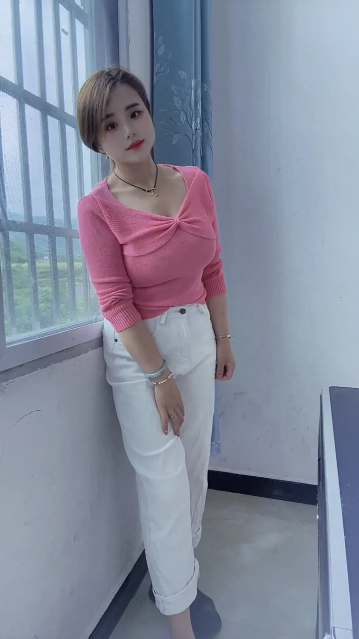 安安静静的生活就好，企图多了你会觉得人间不在值得