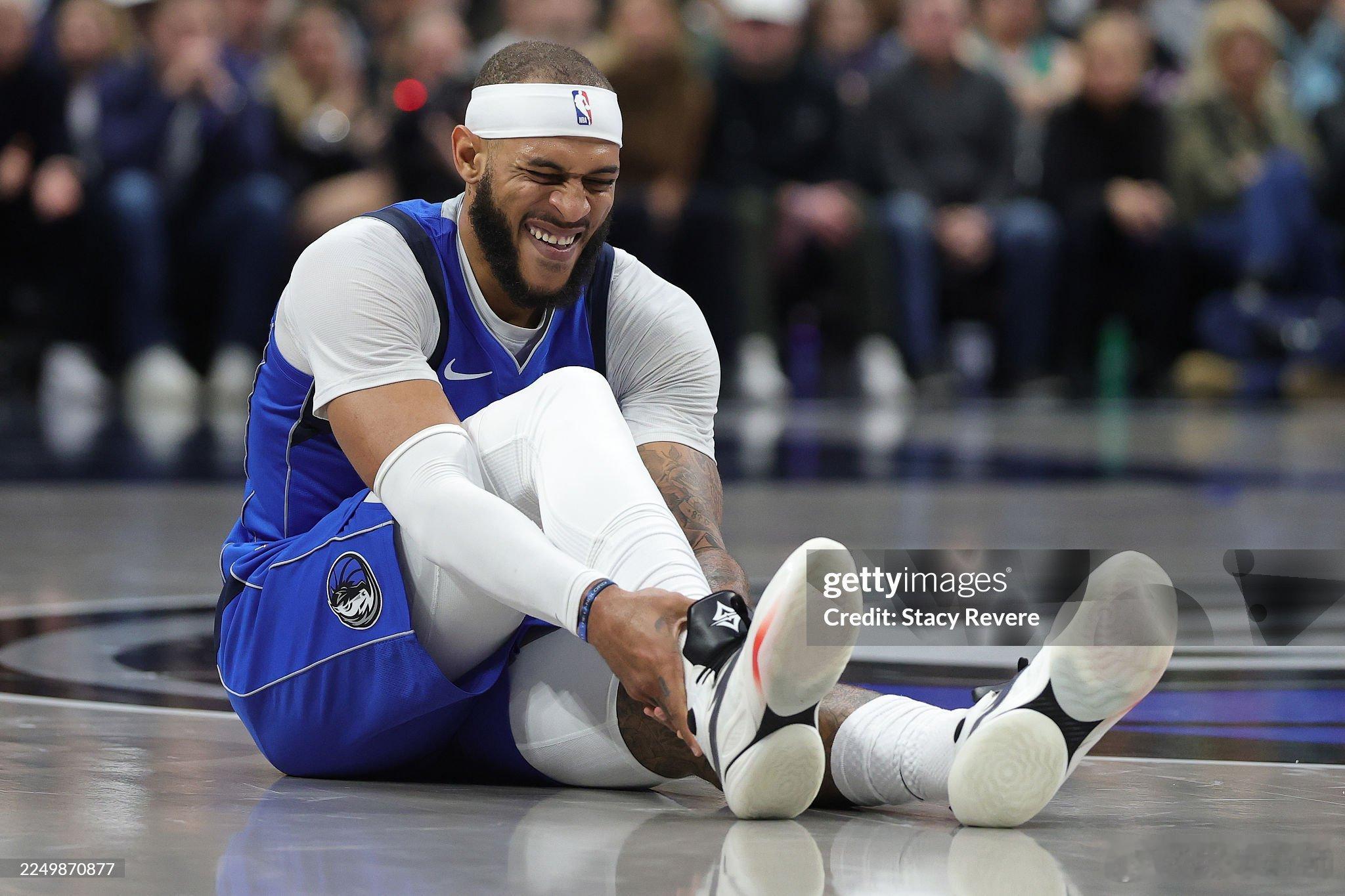 MFFL 来自Shams的消息。达拉斯愿意探索交易戴维斯、加福德￼、汤普森、拉塞