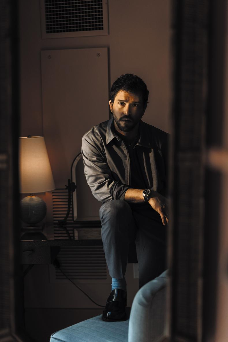 囧雪 Kit Harington 登上《Backstage》宣传即将在今年播出的