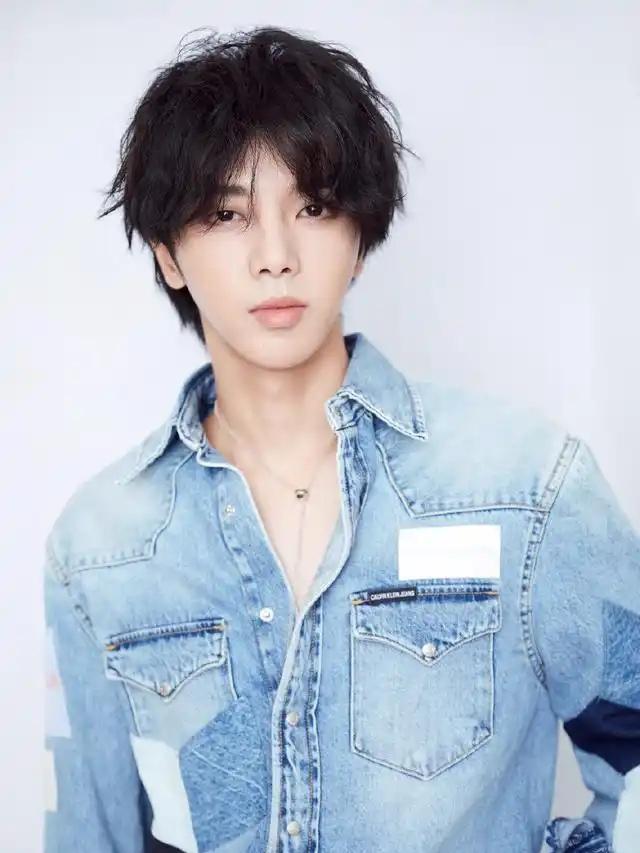 华晨宇，“我要增肥”笑翻网友。

对于娱乐界的人来说，“瘦”了上镜。不管男艺人还
