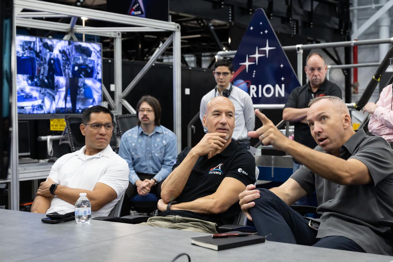 Nasa重返月球最新进展。
Artemis III 任务的宇航员已开始做准备，在