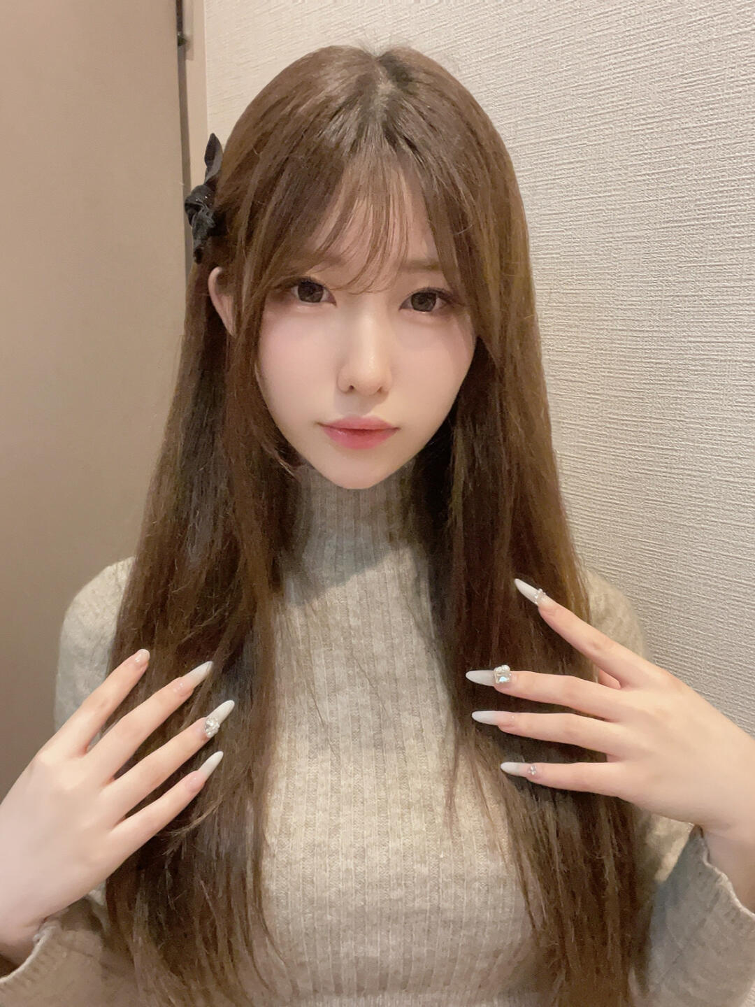 ૮ ⸌̣ ﻌ ⸍̣ ა