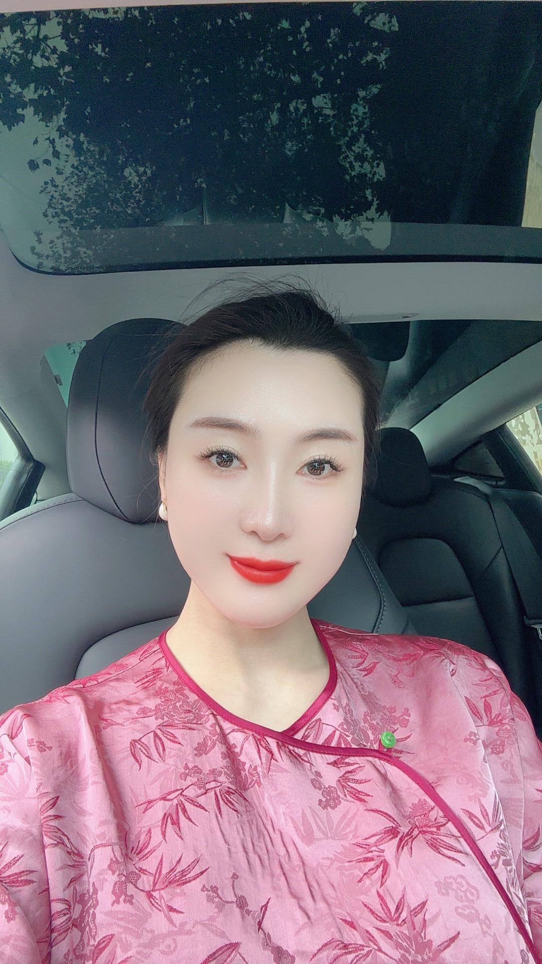 落落大方～好好生活～尊重了别人～才会得到别人的尊重～🌈🍵早安哇😄