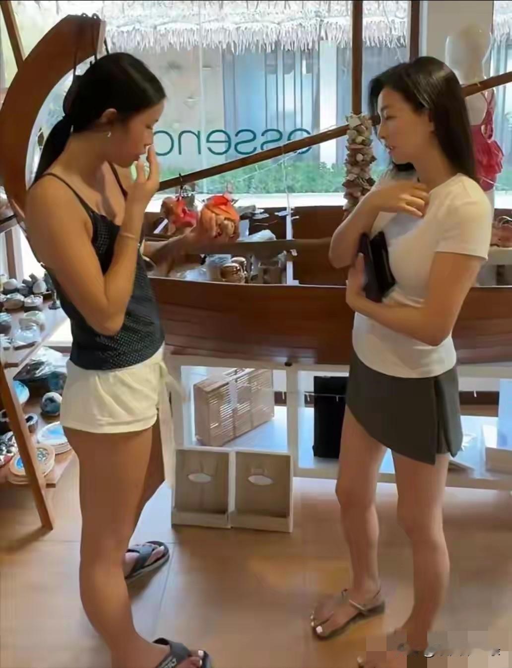 张庭和林瑞阳的女儿，走出了一条全新的风格，美国辣妹风，不过这种风格真的超级适合她