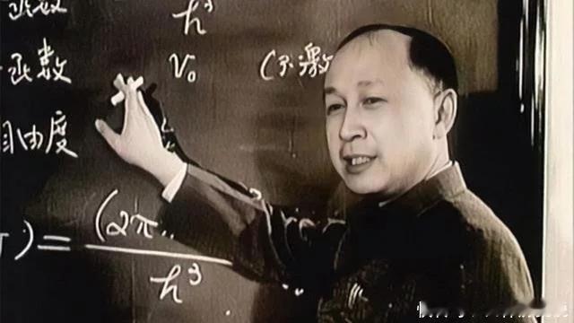 疫情结束事没完，新冠祸害在蔓延，经济也一蹶不振，对教育简直灾难。年轻人不婚不育，