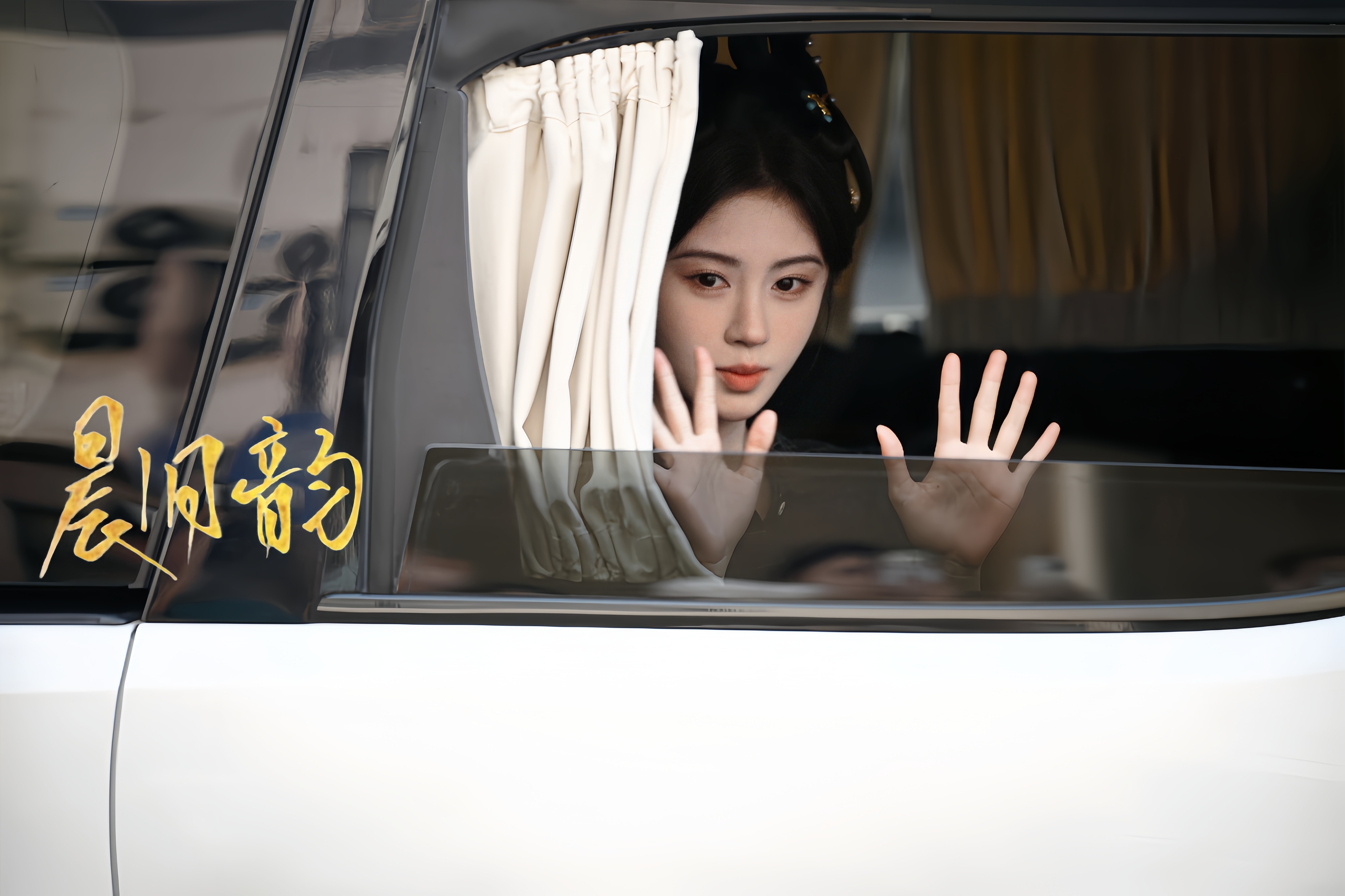 "把我的心搞的乱乱的 还在那里萌萌的笑"鞠婧祎鞠婧祎苏绿夏  专栏 · 产出◎修