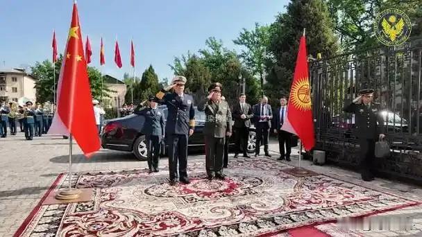 2026年4月28日，伊朗副国防部长礼萨·塔莱尼克在吉尔吉斯斯坦比什凯克上合防长