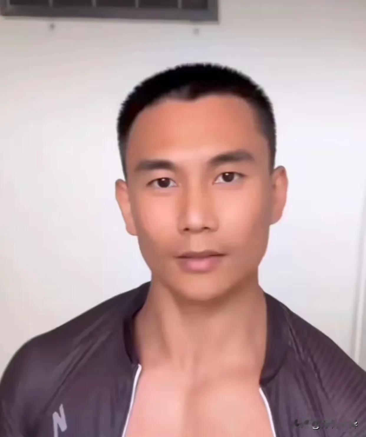 【震惊！网红“燕小健大人”婚内出轨，妻子公开曝光录音，小三嚣张言论颠覆三观】近日
