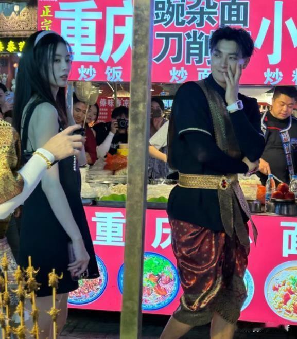 回应了个寂寞！黄子韬求婚徐艺洋事件闹得沸沸扬扬，粉丝都破防了，男方还不出来解释。