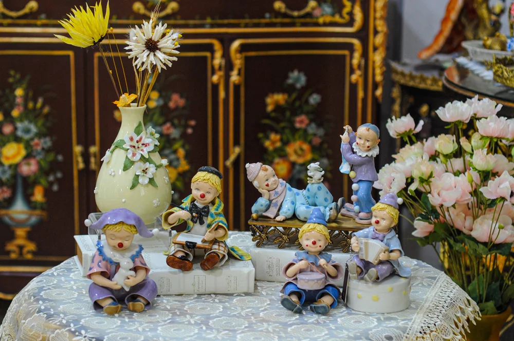 小丑抱兔歪头杀！纯手工骨瓷治愈满分💖