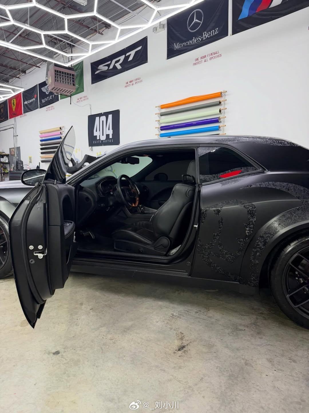 道奇Charger SRT Hellcat 道奇Charger SRT Hell