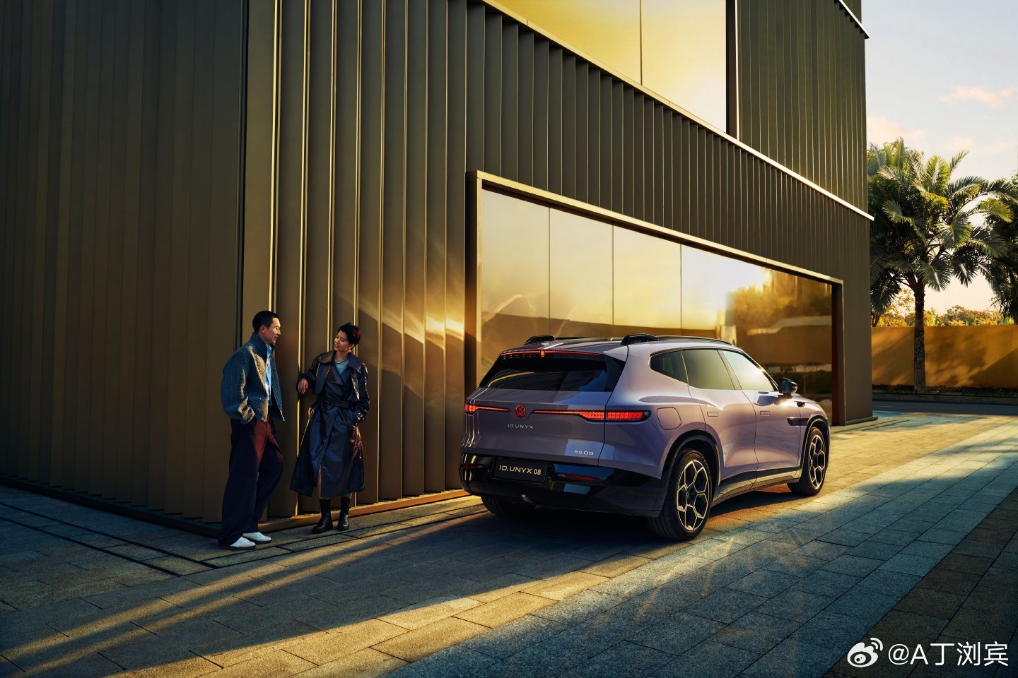 与众08全新以赴 预售23.99万起   与众08才是德系电车该有的质感给你改成