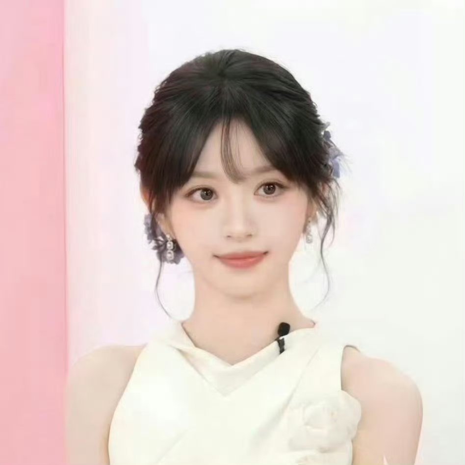 田曦薇直播状态，又甜又美 