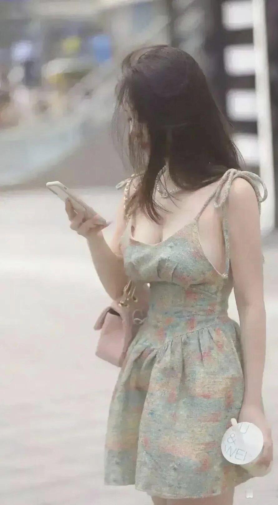 夫妻就像是两块虎符，一左一右，相辅相成。 虎符上有各种各样的凹凸痕迹，但两块符相