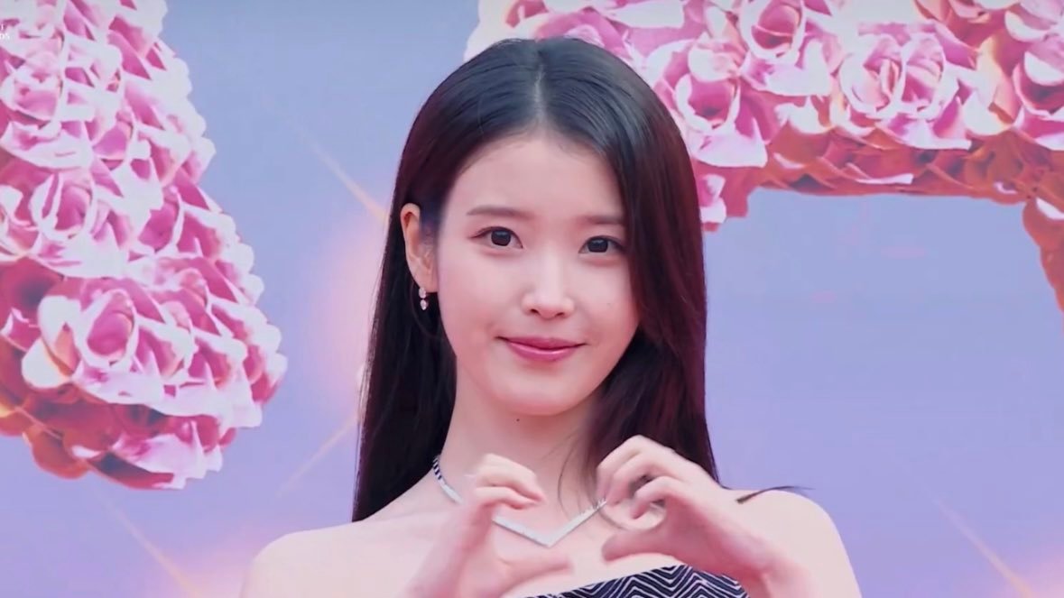 AAA红毯 苦尽柑来剧组团建