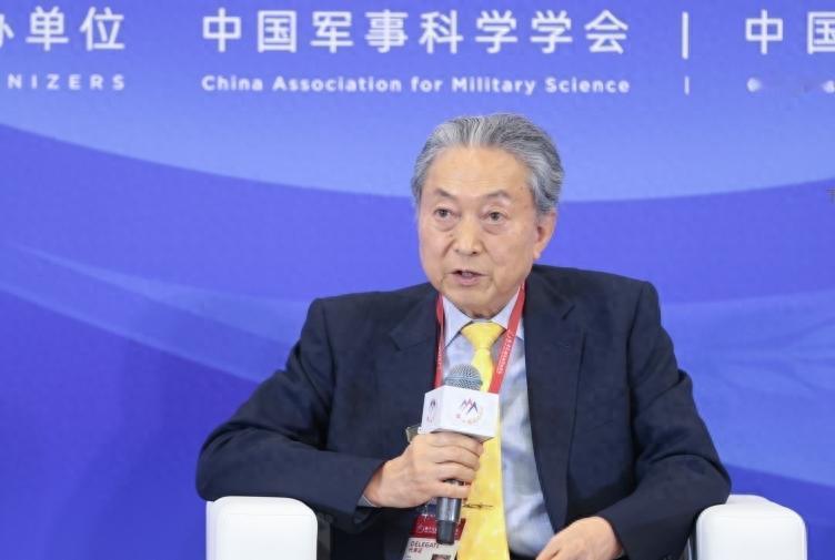 高市早苗打破历史惯例，日本前首相抵达北京后，给高市早苗一顿损，面子是丝毫都没留