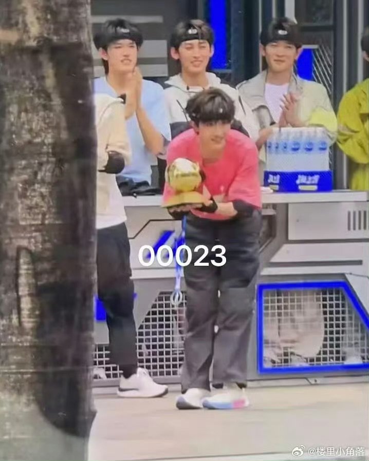 苏新皓全员加速中mvp苏新皓全员加速中决赛加速王 太厉害啦！！！苏新皓勇夺全员加
