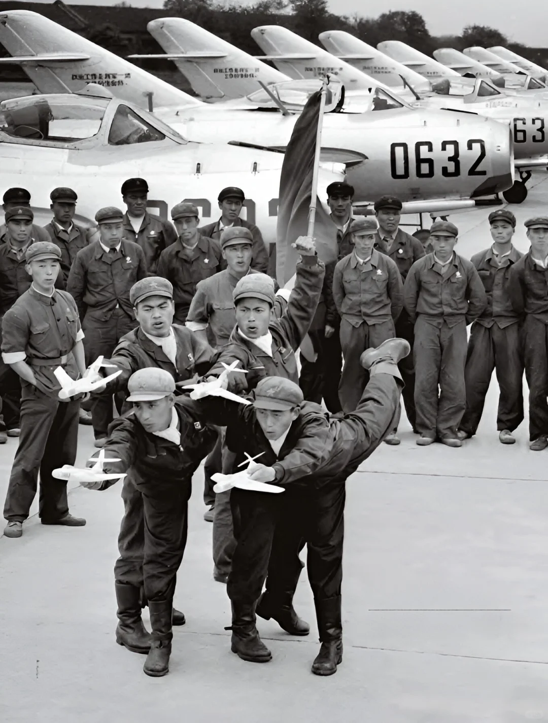 歼-5：第一代国产喷气式战斗机