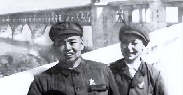 1938年，许世友找刘伯承报到，刘伯承给他安排了一个副旅长的职务，曾当过军长的许