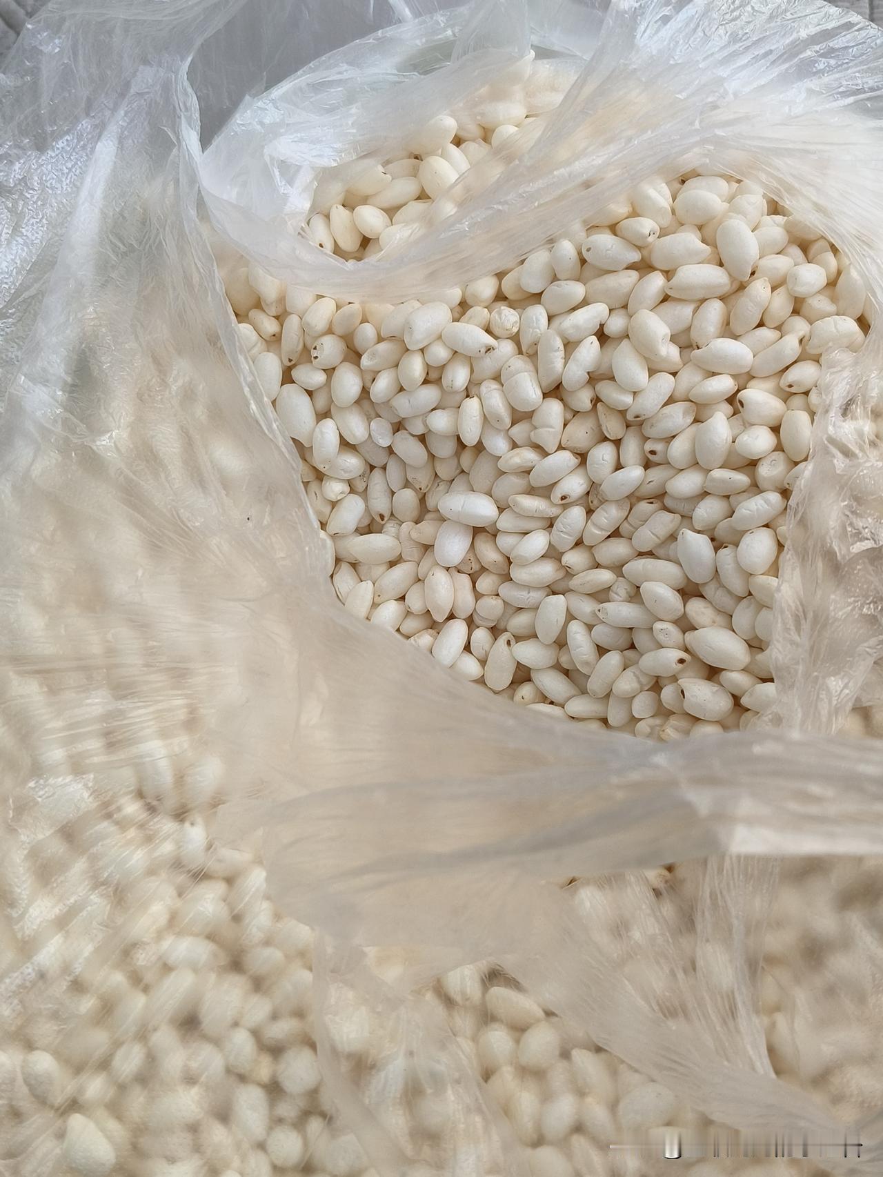 有人知道这是什么吗？
你们大家吃过吗？

吃过的朋友喜欢吗？
这是我记忆中儿时的