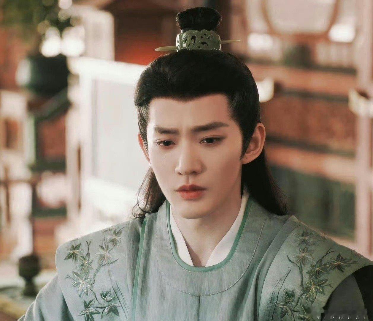 #涂山璟只剩半条命#目睹着涂山璟毅然决然地迈向那未知且潜藏危机的路途，我的心不由