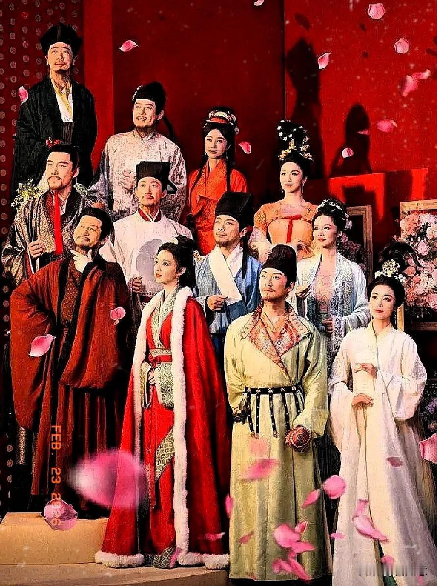 我同事给一任务，让我今天务必选出一个最像从古代穿越出来的，我看哪个都像，又哪个都