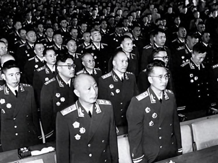 这位新中国的开国将军一生官职并不高，去世时最高级别也始终只是师长
1936年早春