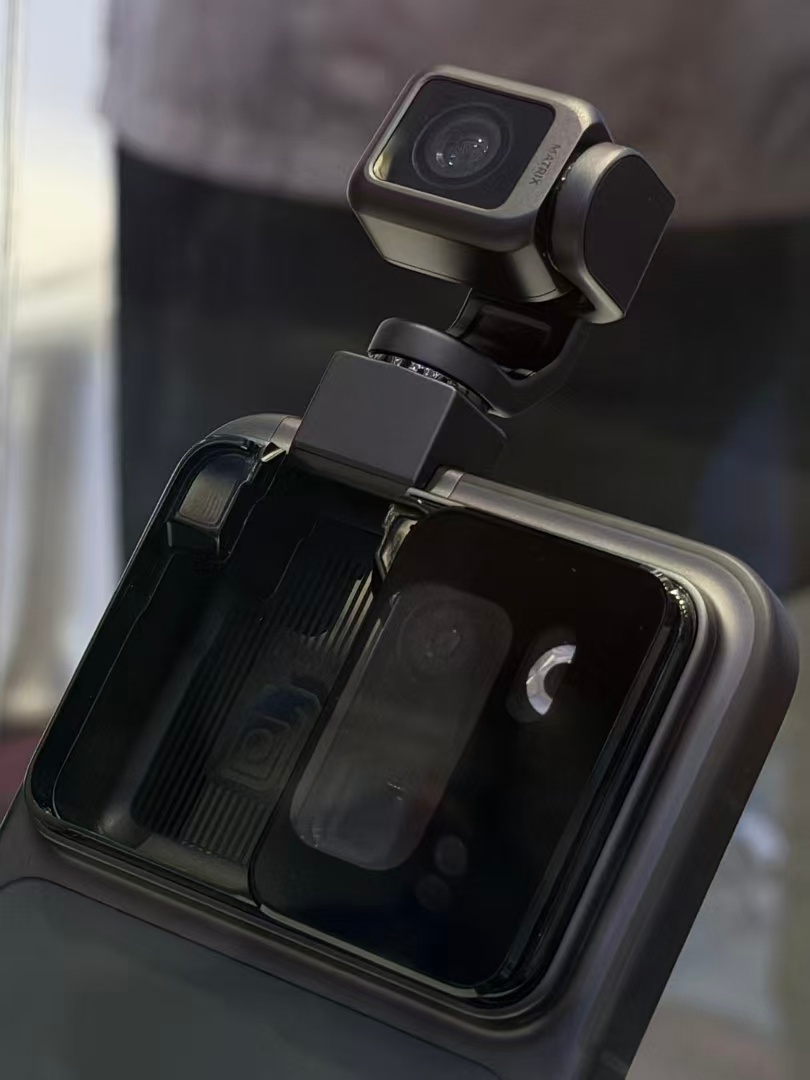 荣耀ROBOT PHONE快点发布，是不是就可以不用等大疆Pocket 4了