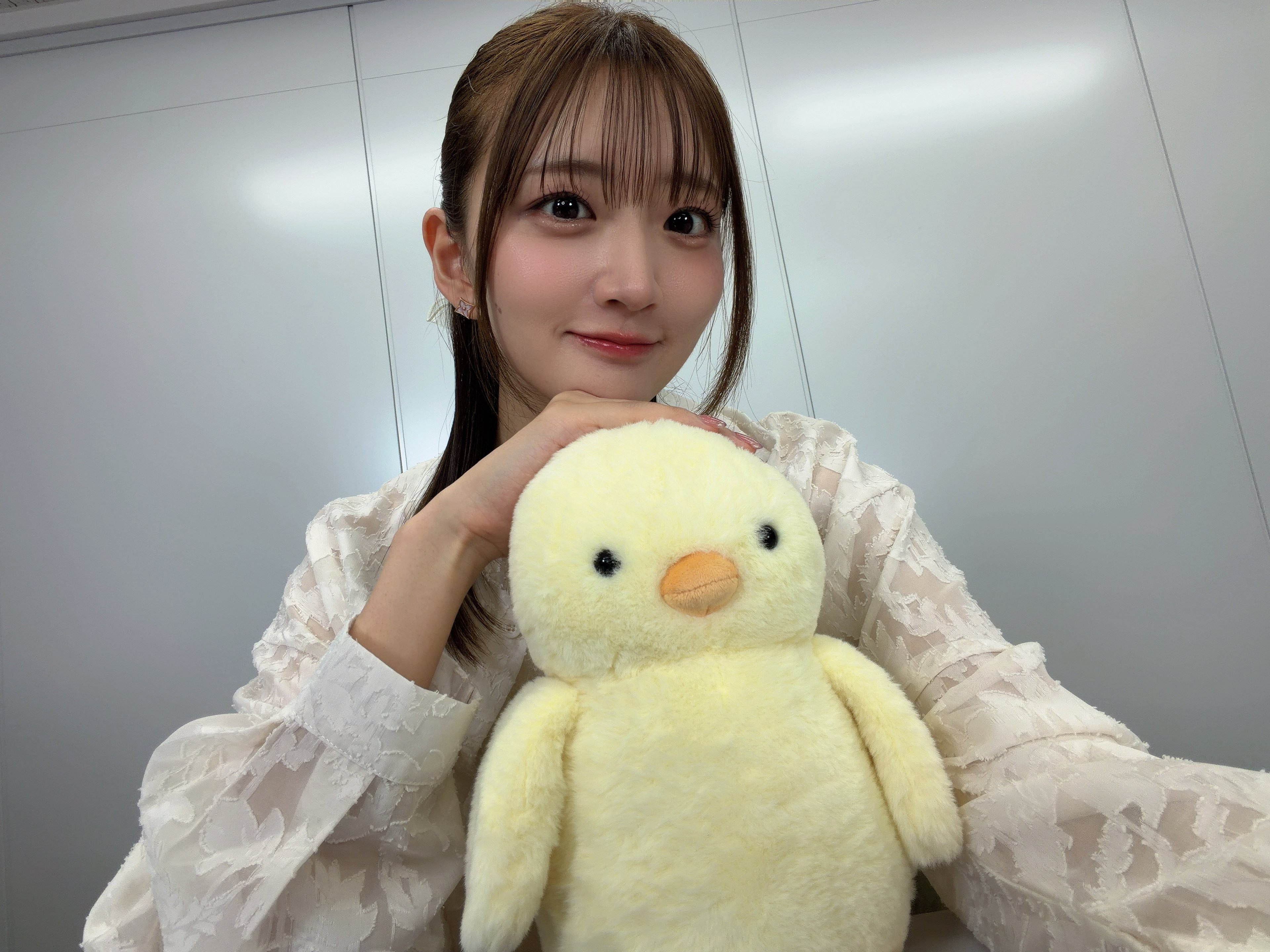 山根绮