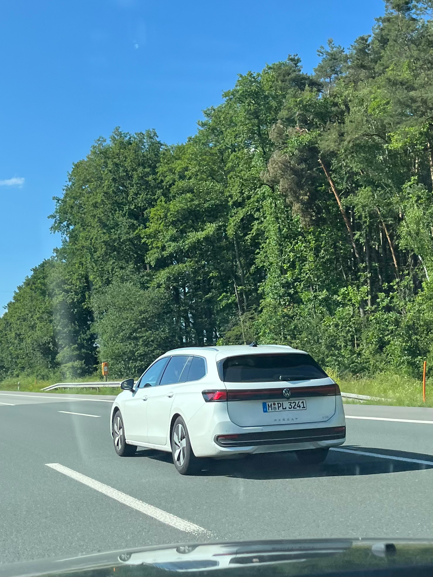 新帕萨特就这？比上代差远了这外观[允悲]#yz77聊车##旅行车# ​​​